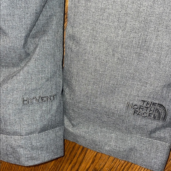 The North Face Gray Puffer Jacket with Fur Hood - Picture 4 of 14